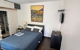Renovated Gem 15 Mins Train To Paris